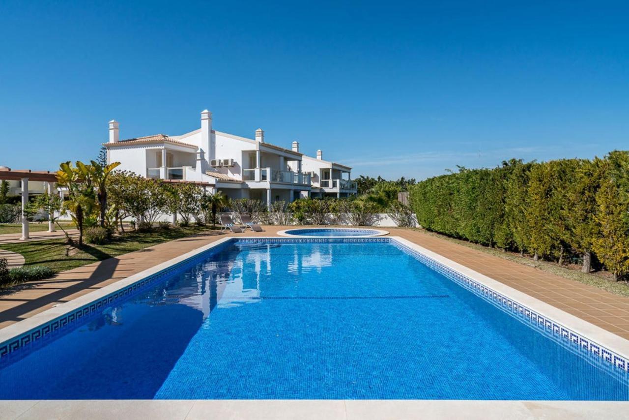Villa Cantinho By Intiholidays Albufeira Bagian luar foto